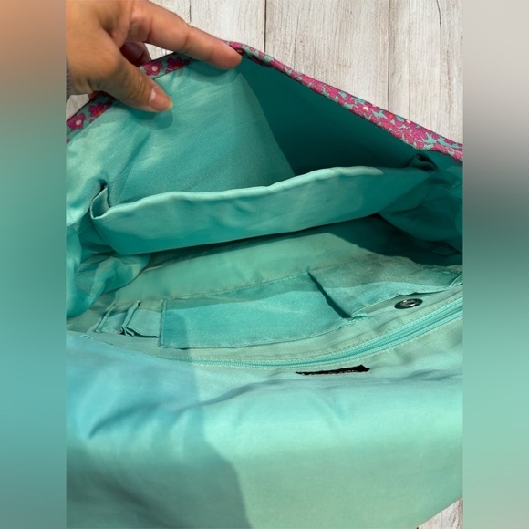 Vera Bradley Falling Flowers MESSENGER School Travel Crossbody Bag 13x11x4 EUC - Picture 13 of 13